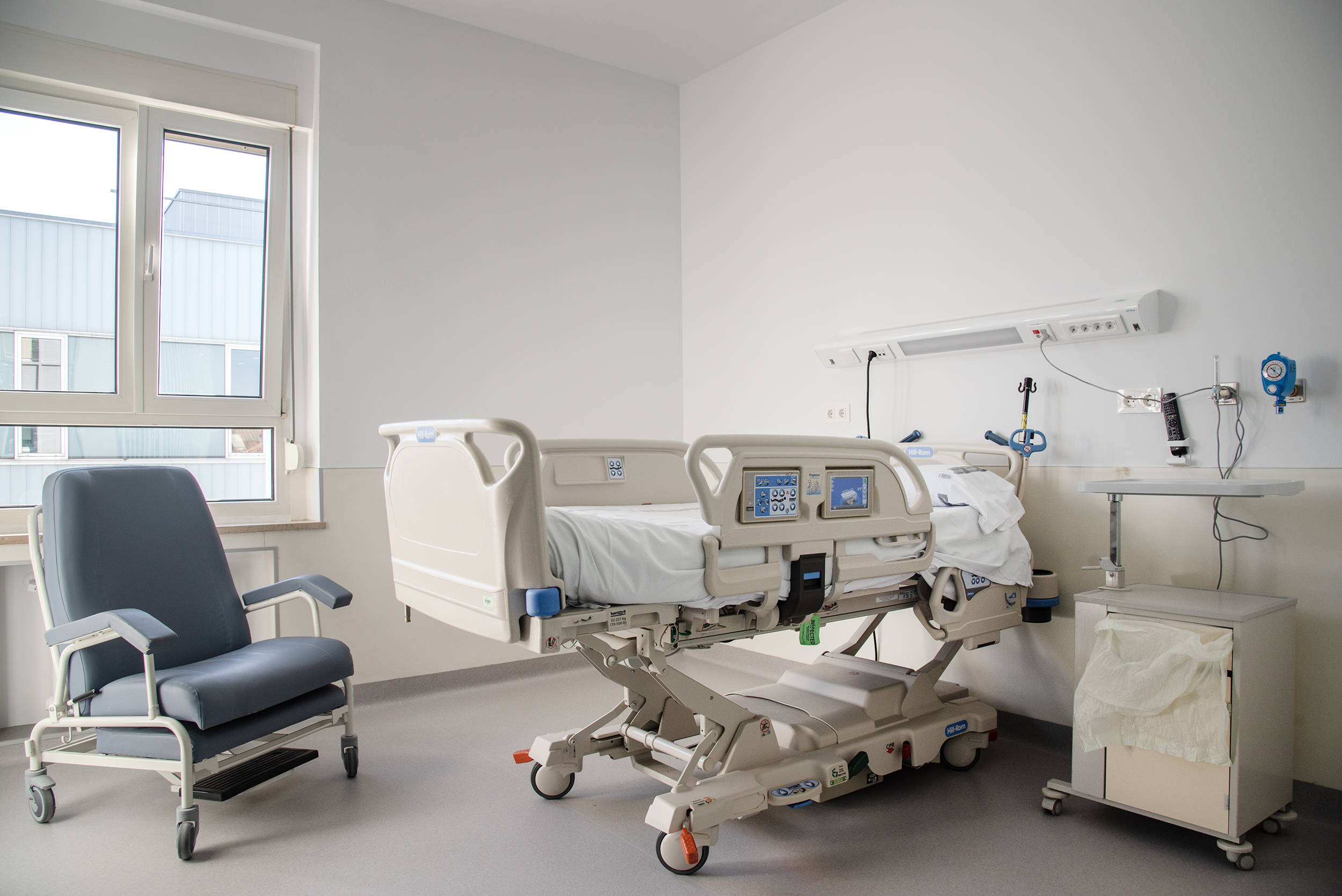 
		El Hospital Universitario de Navarra reanuda la actividad de la unidad N-3 tras finalizar las obras de climatización
		
	